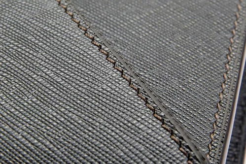 這樣的手工定制皮具會是一份考究的新年禮物